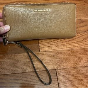 Michael Kors wallet